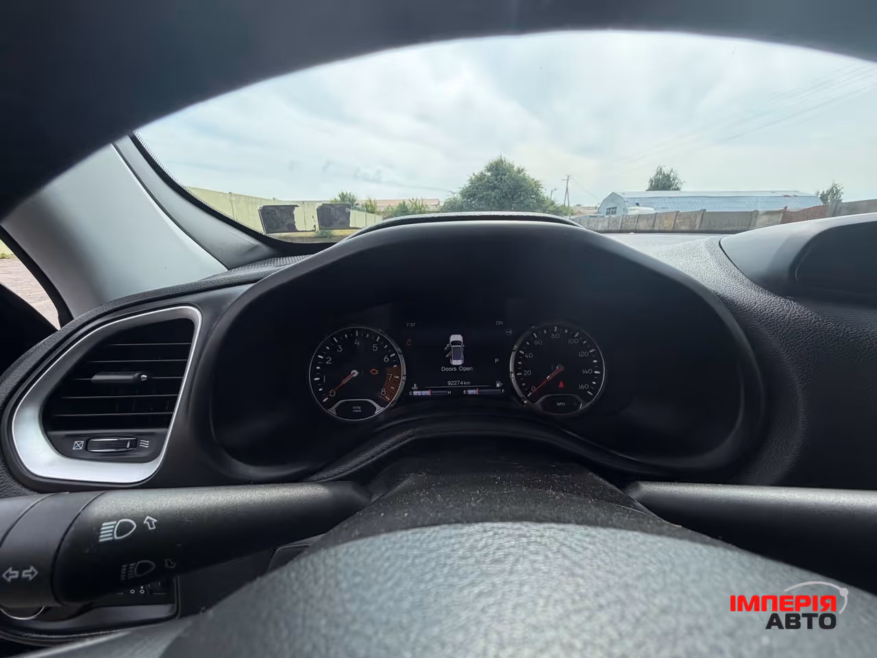 Jeep Renegade - фото 10