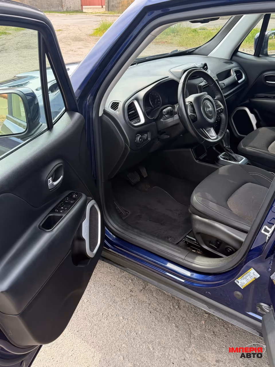 Jeep Renegade - фото 7