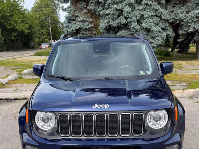 Jeep Renegade - фото 1