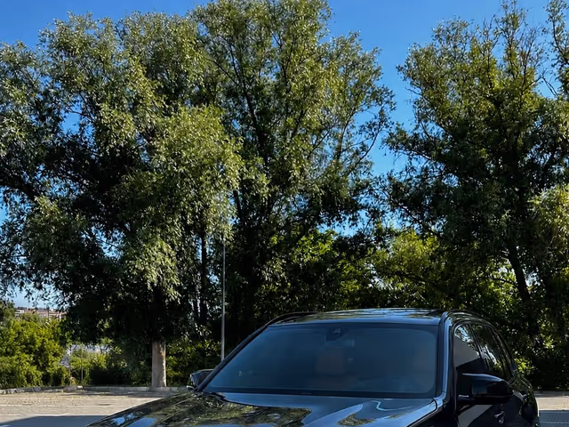 BMW X5 - фото 1