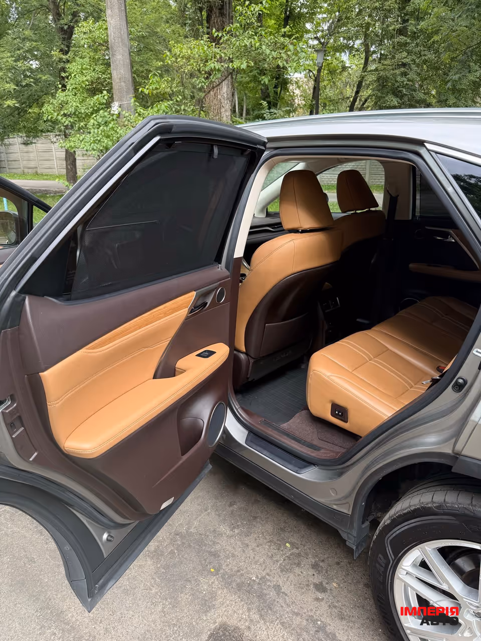 Lexus RX - фото 14