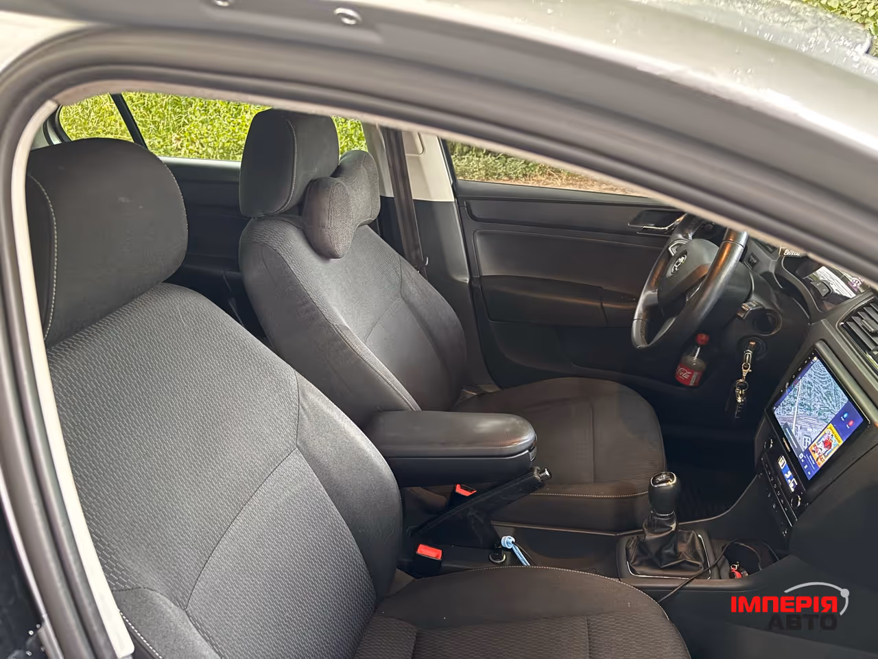 Skoda Rapid - фото 9