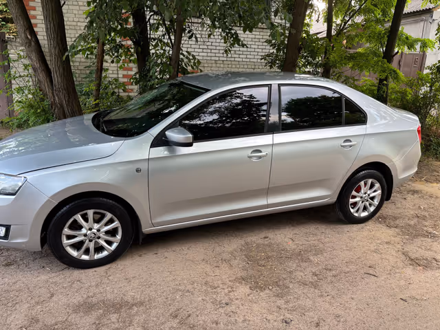 Skoda Rapid - фото 3