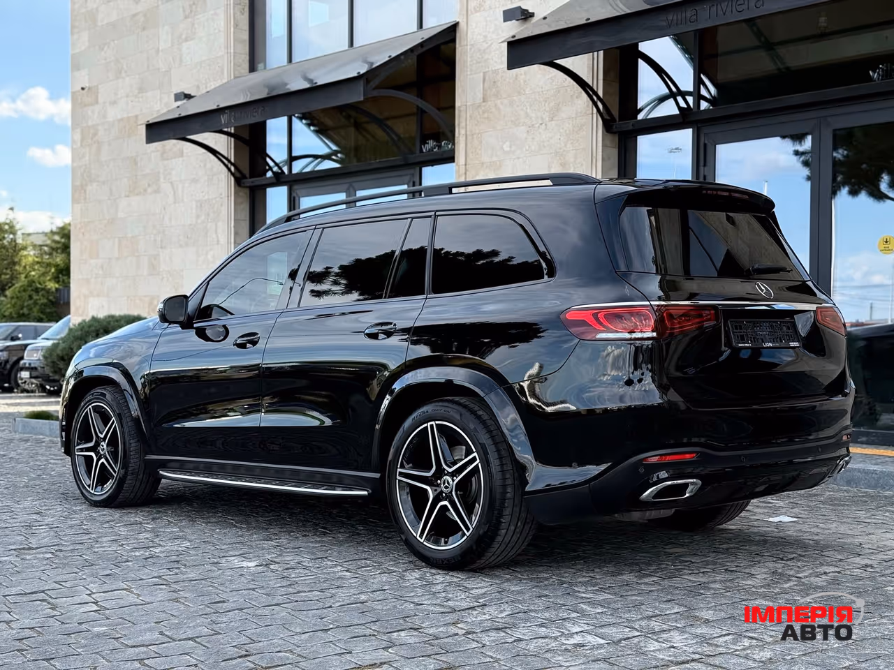 Mercedes-Benz GLS - фото 14