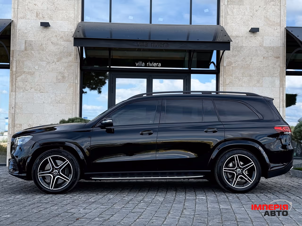 Mercedes-Benz GLS - фото 13