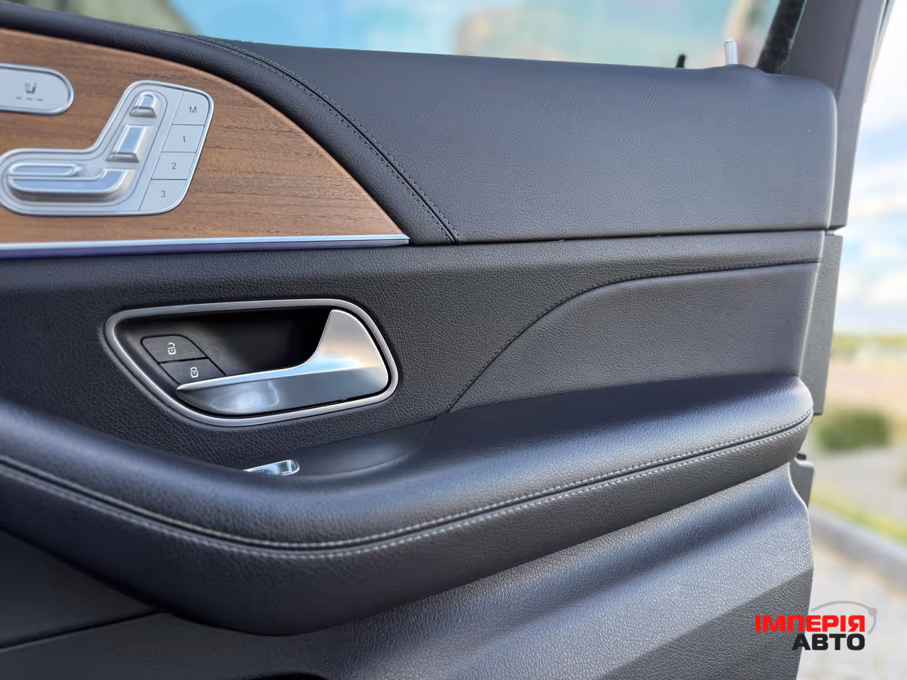 Mercedes-Benz GLS - фото 66