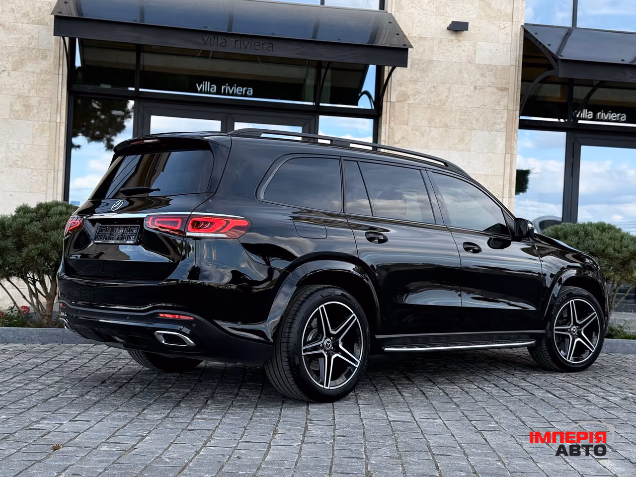 Mercedes-Benz GLS - фото 19