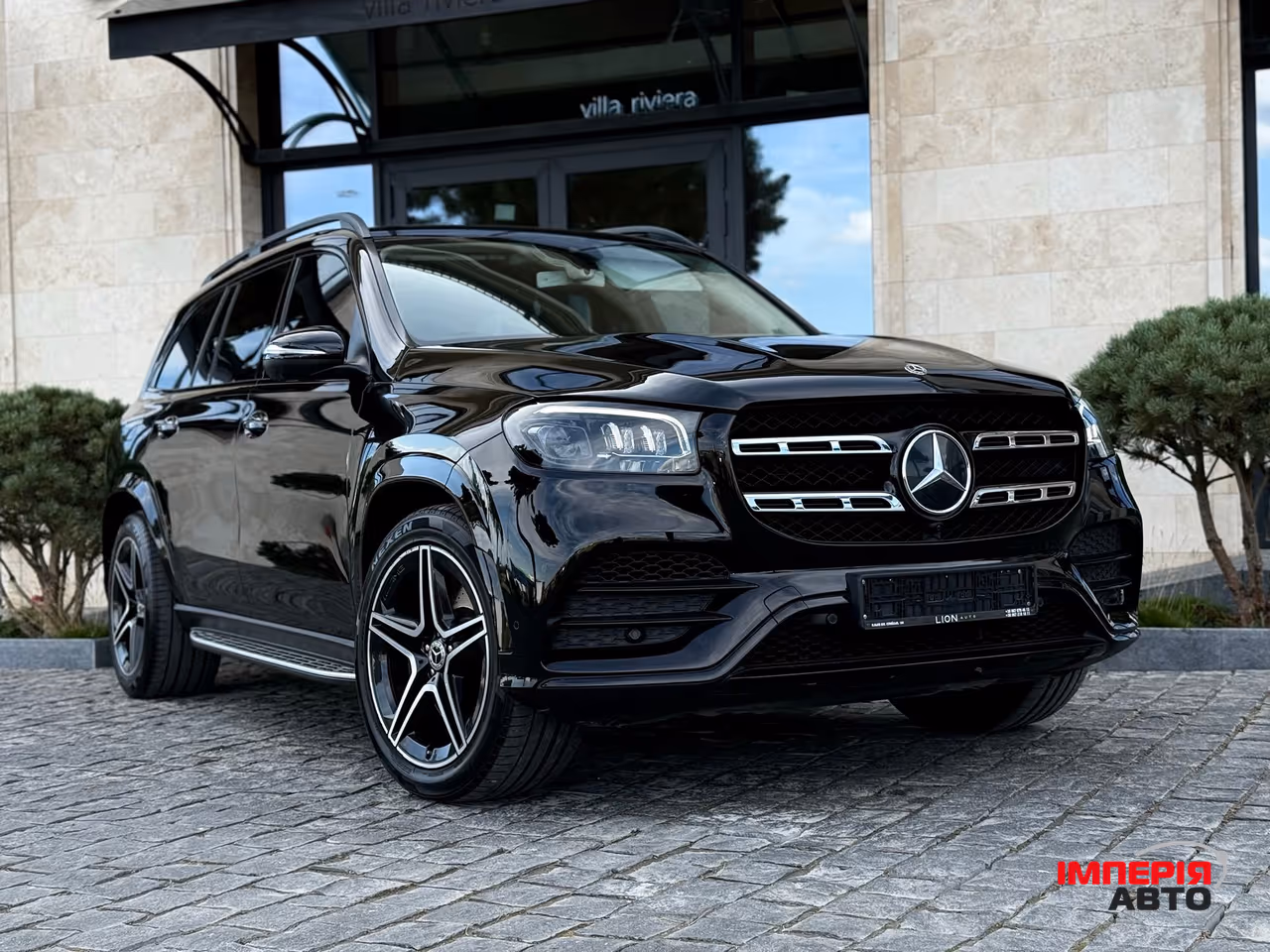 Mercedes-Benz GLS - фото 1