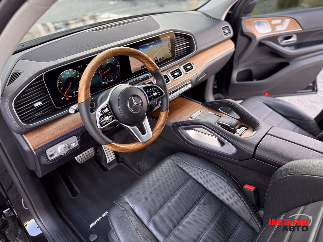 Mercedes-Benz GLS - фото 32