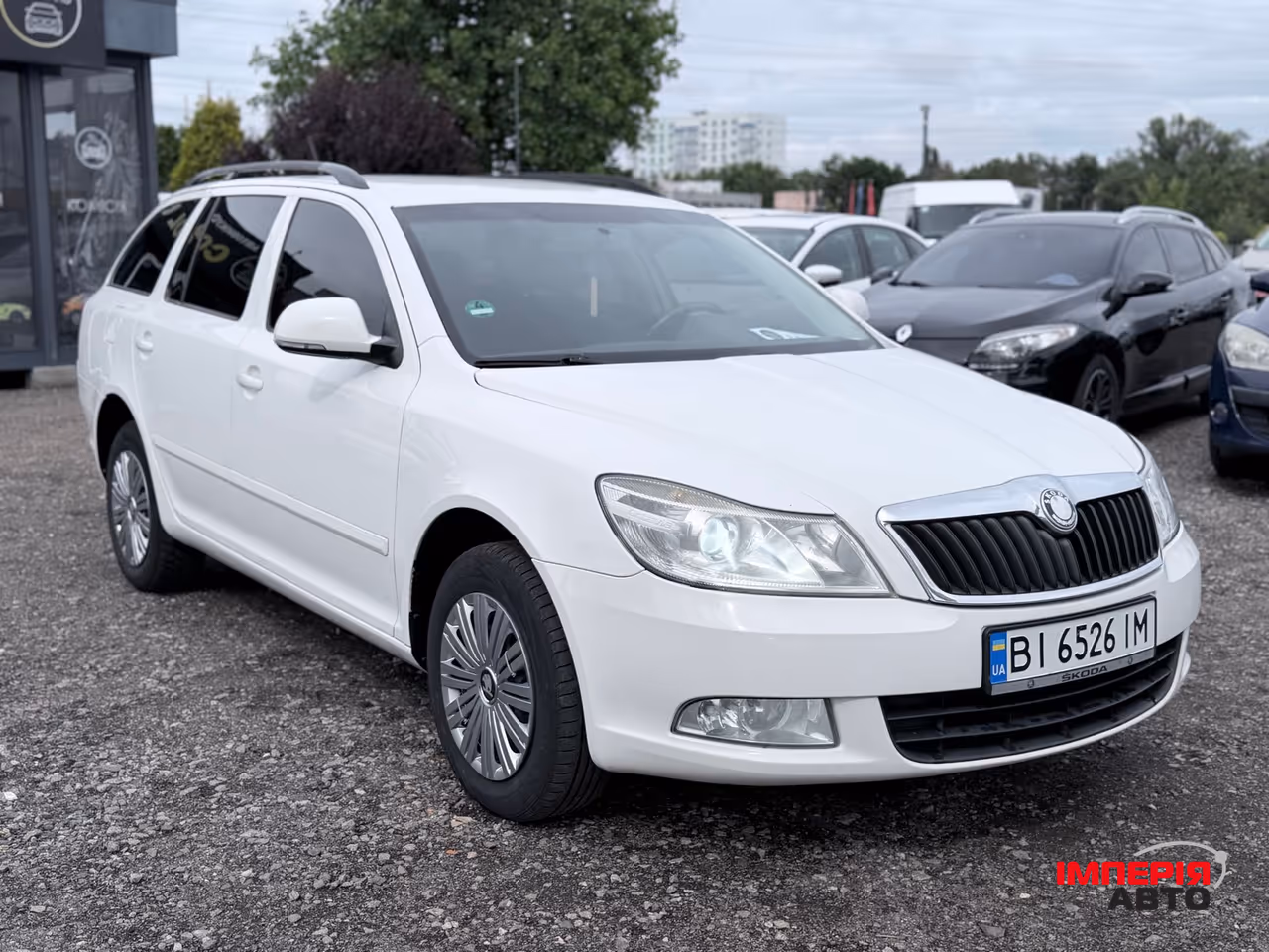 Skoda Octavia - фото 3