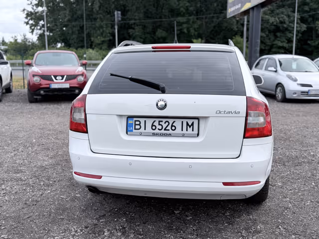 Skoda Octavia - фото 5