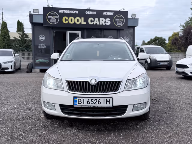 Skoda Octavia - фото 2