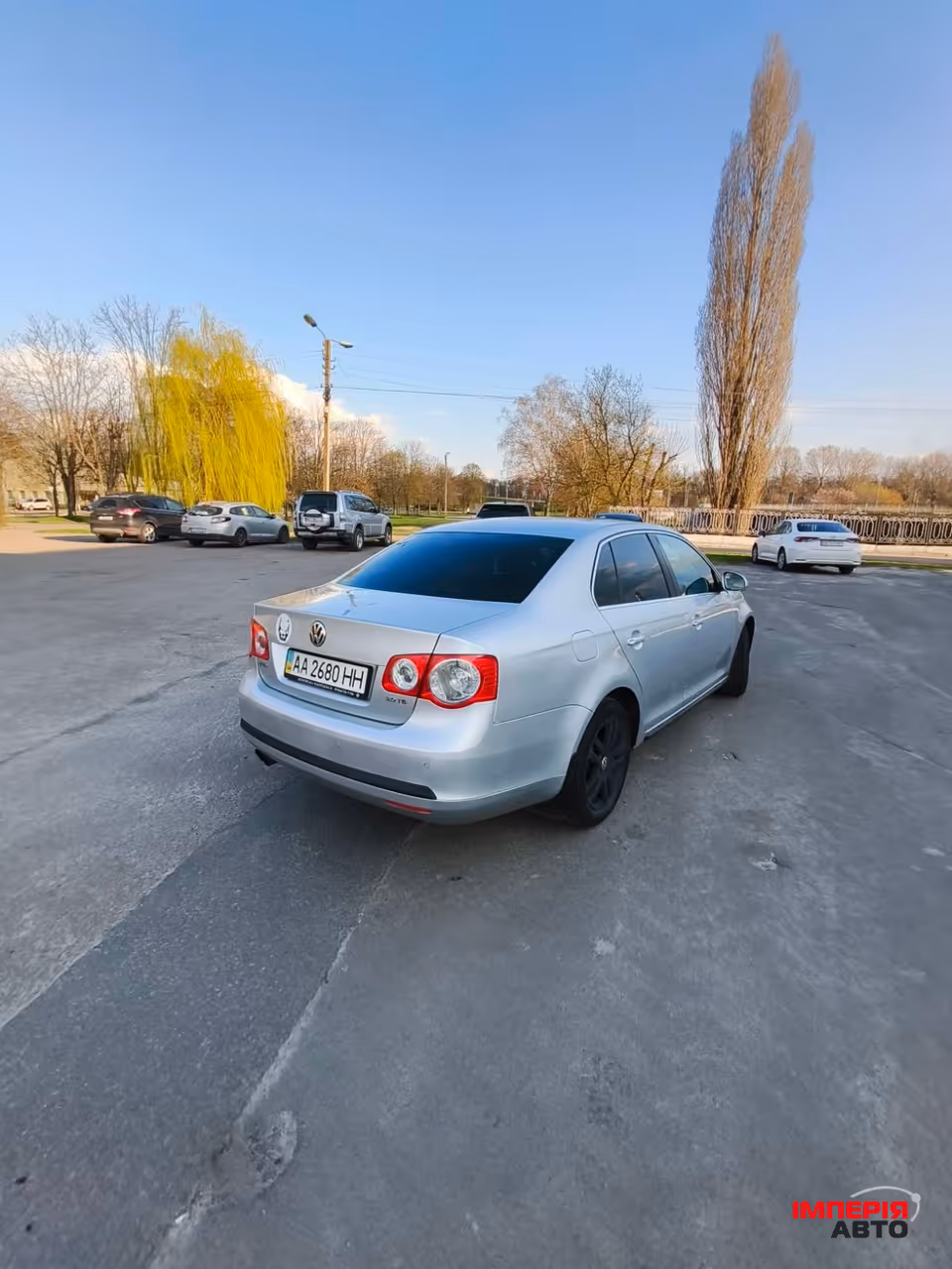 Volkswagen Jetta - фото 3
