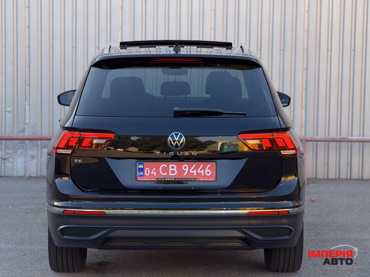 Volkswagen Tiguan - фото 8