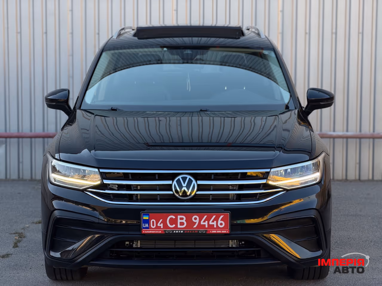 Volkswagen Tiguan - фото 3