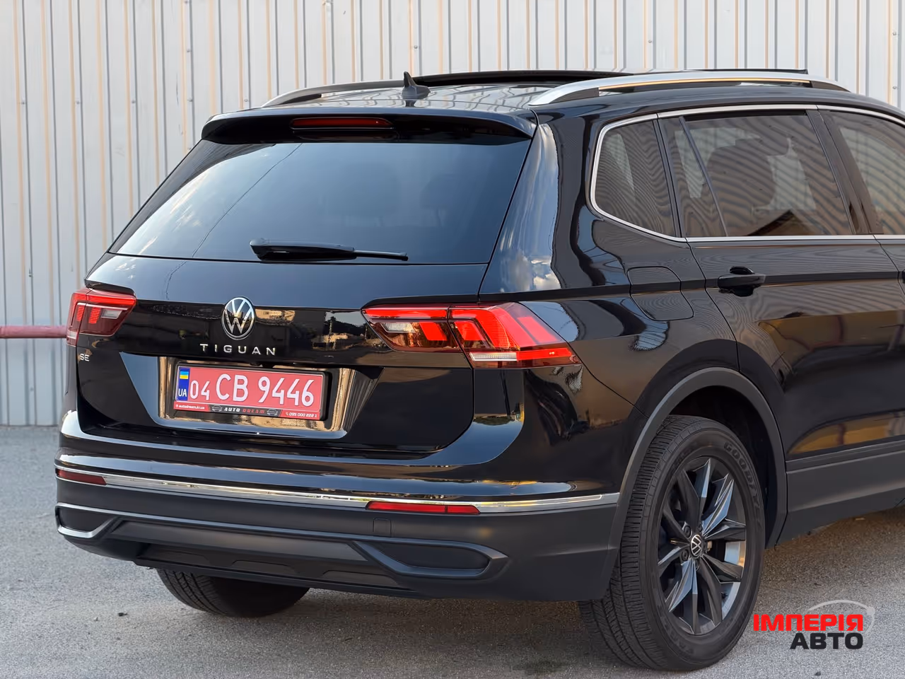 Volkswagen Tiguan - фото 10