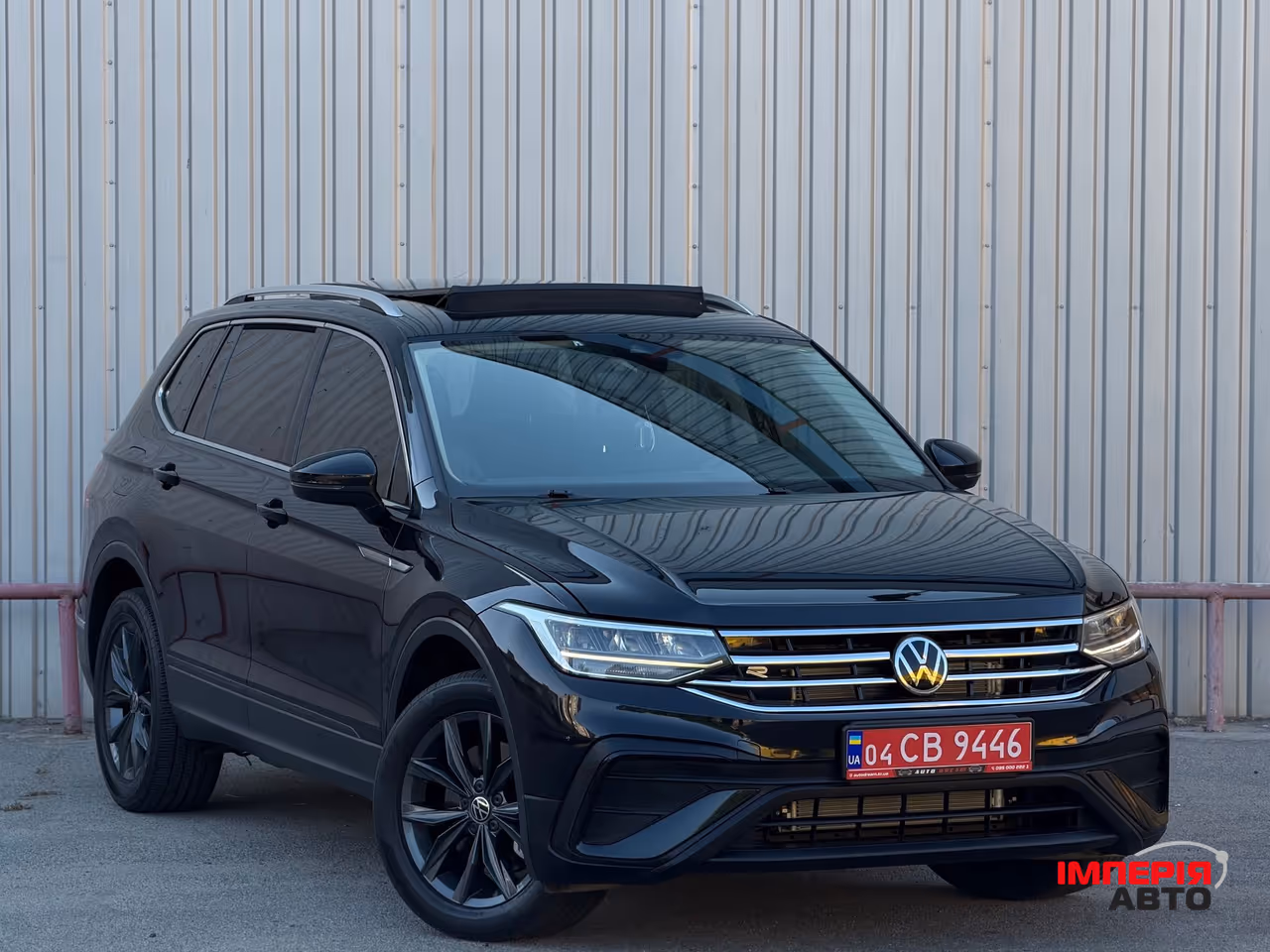 Volkswagen Tiguan - фото 4