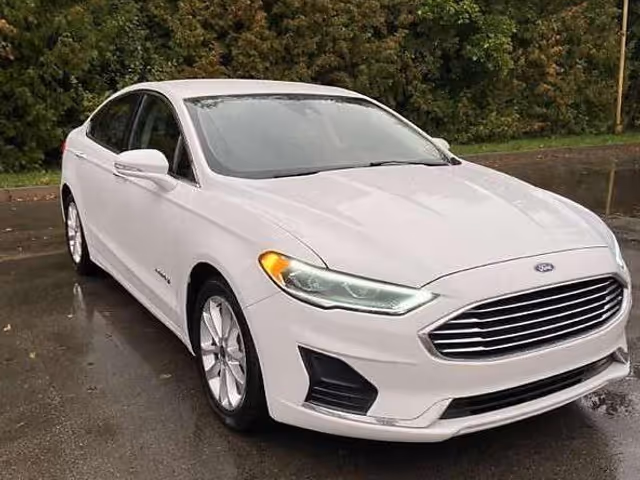 Ford Fusion USA - фото 1