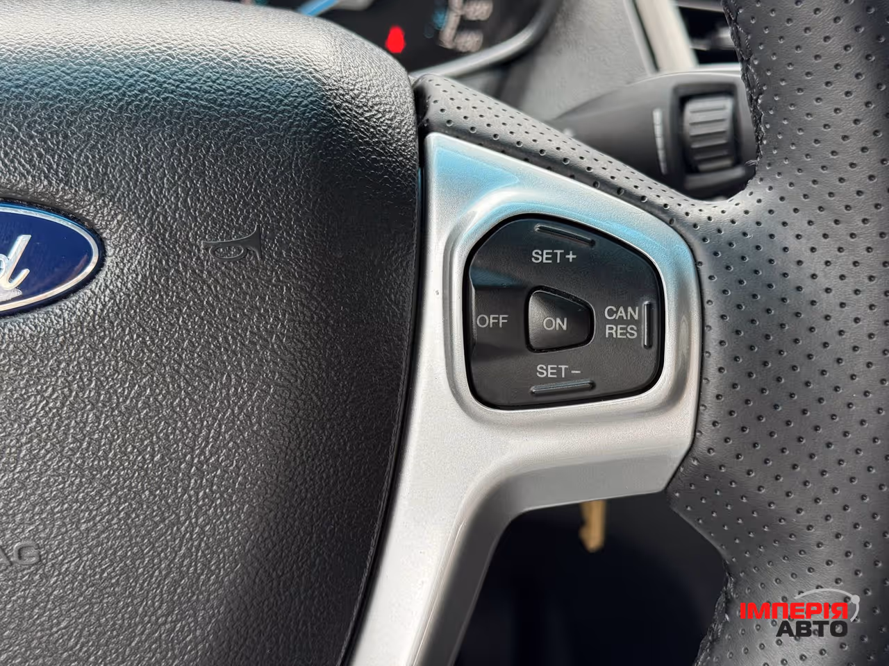 Ford Fiesta - фото 38