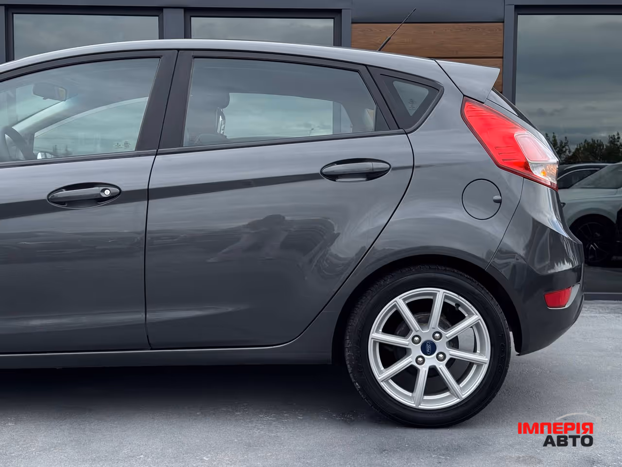 Ford Fiesta - фото 14