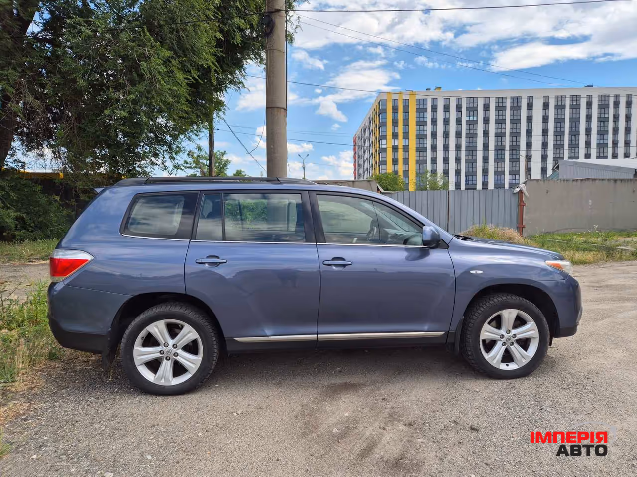 Toyota Highlander - фото 2