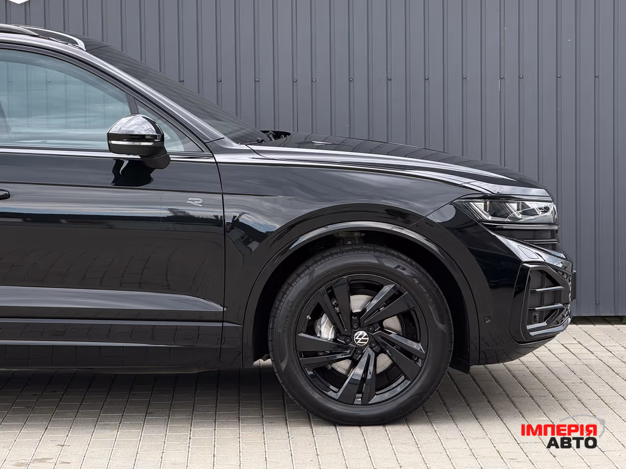 Volkswagen Touareg - фото 16