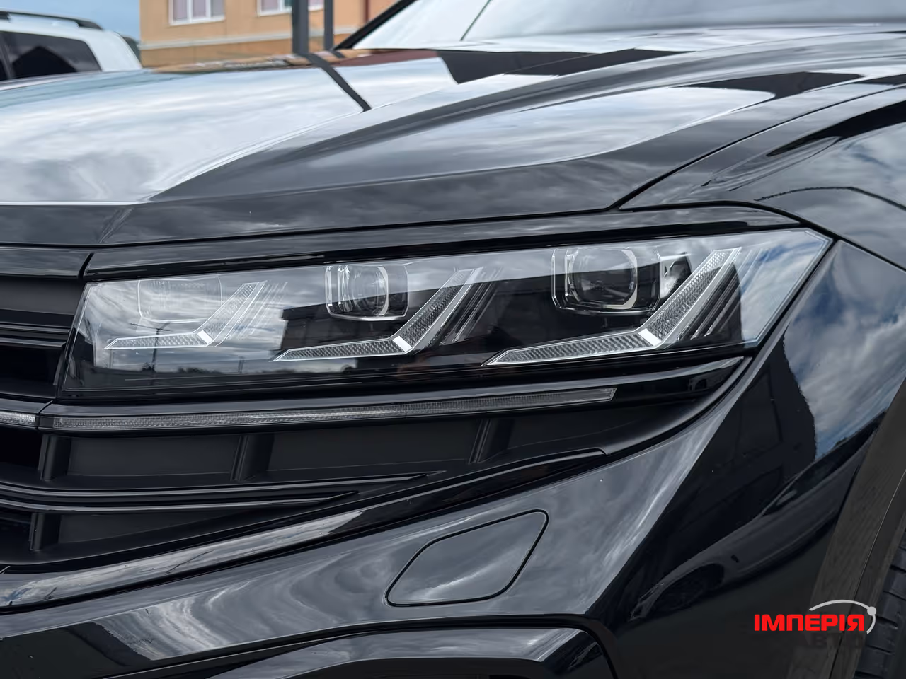 Volkswagen Touareg - фото 10