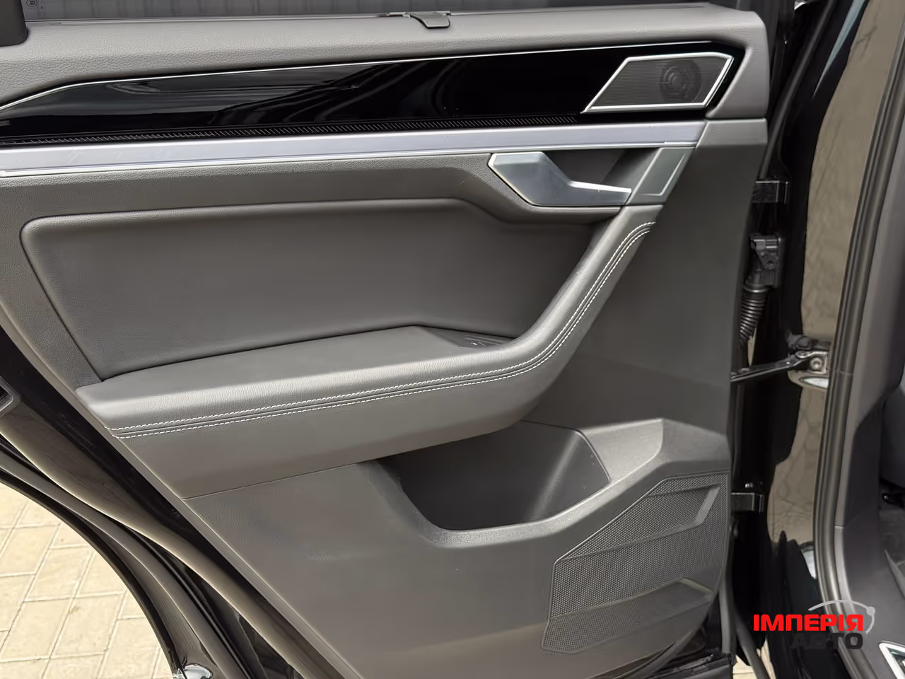 Volkswagen Touareg - фото 31