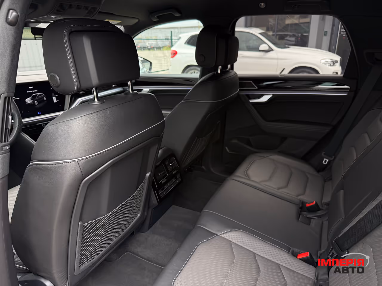 Volkswagen Touareg - фото 34