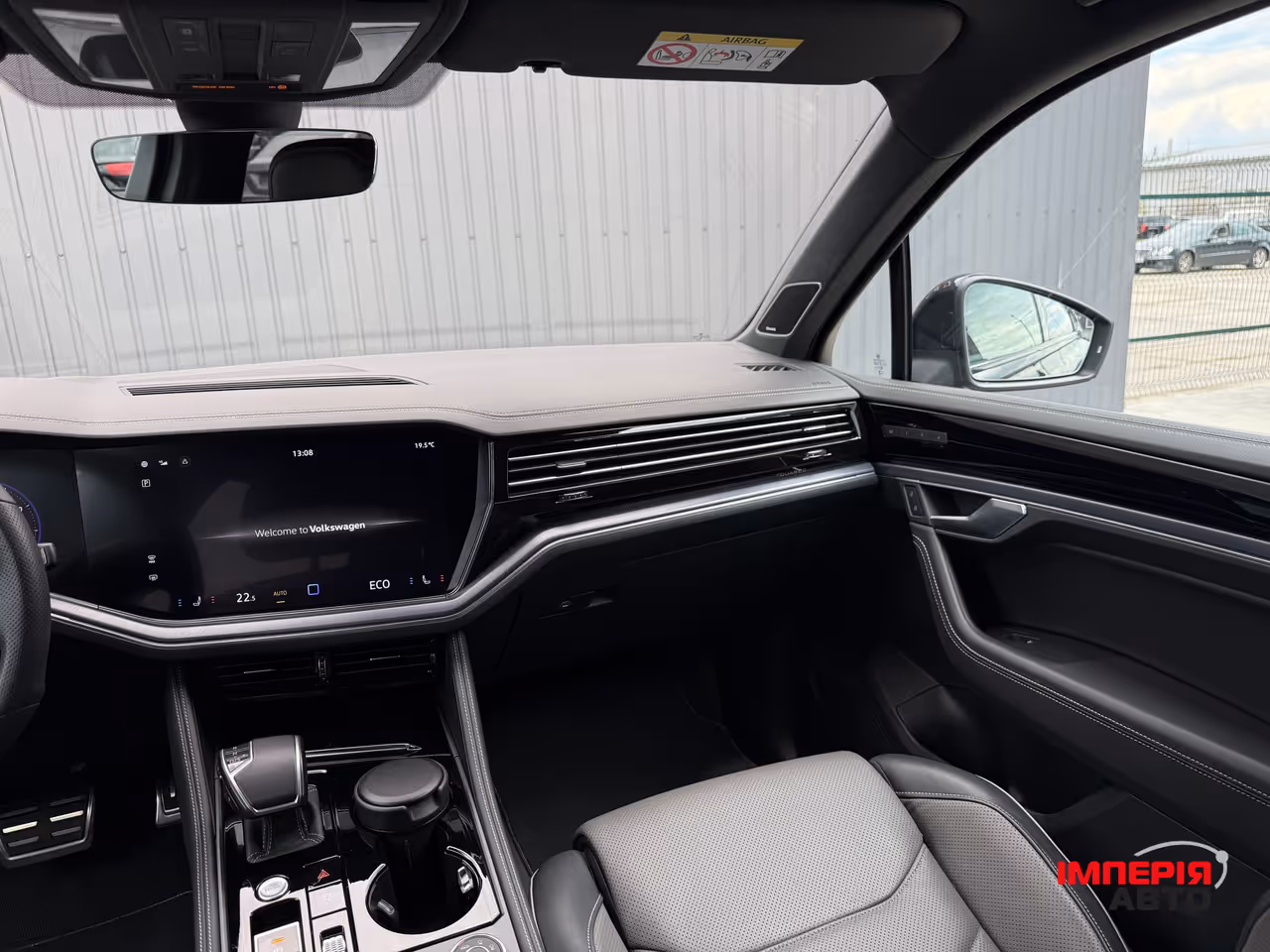 Volkswagen Touareg - фото 41