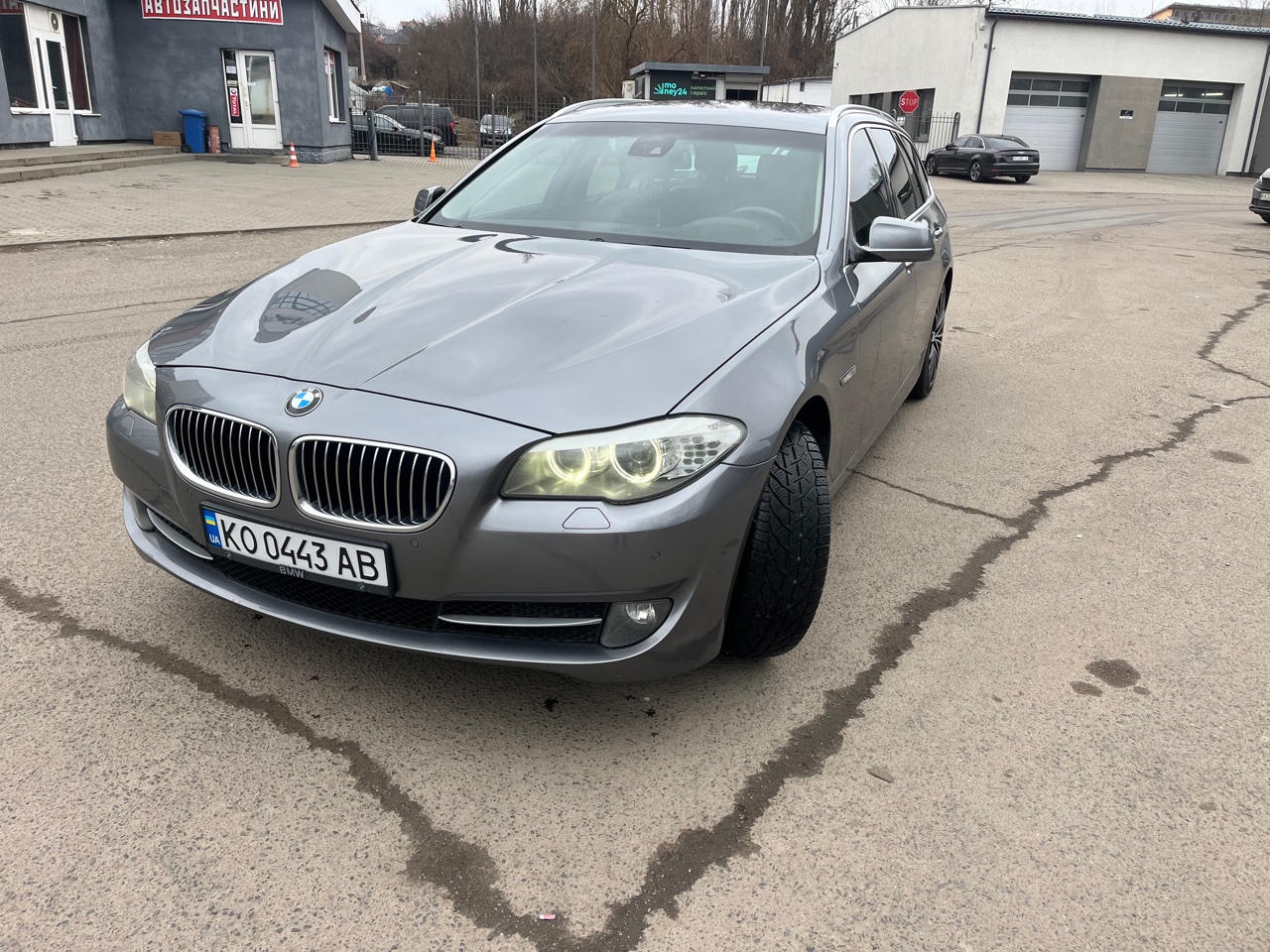 BMW 5 серії - фото 6