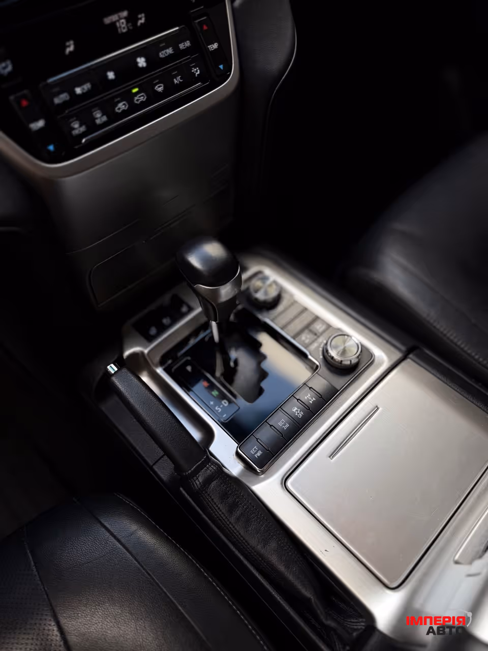 Toyota Land Cruiser - фото 14