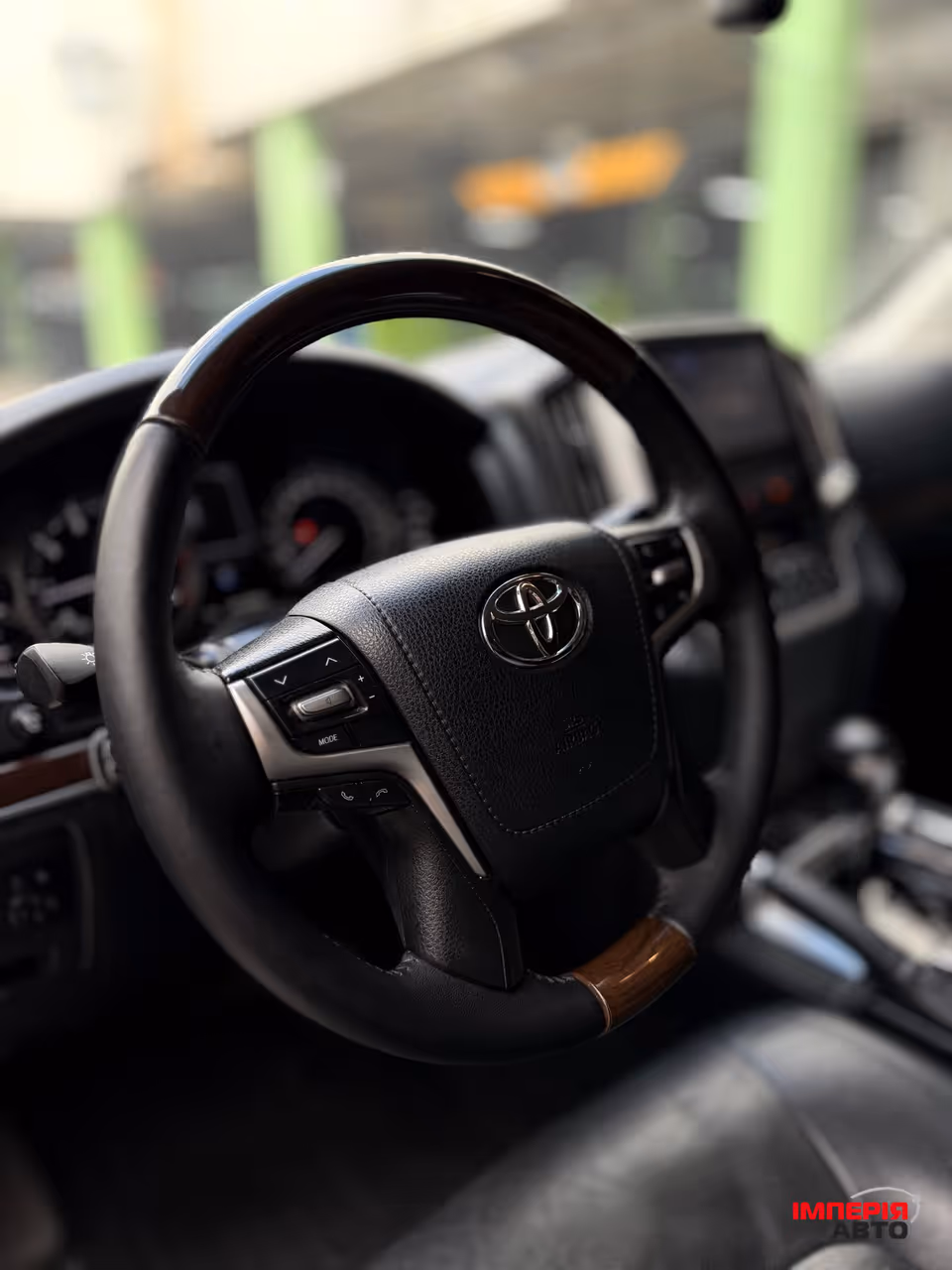 Toyota Land Cruiser - фото 16
