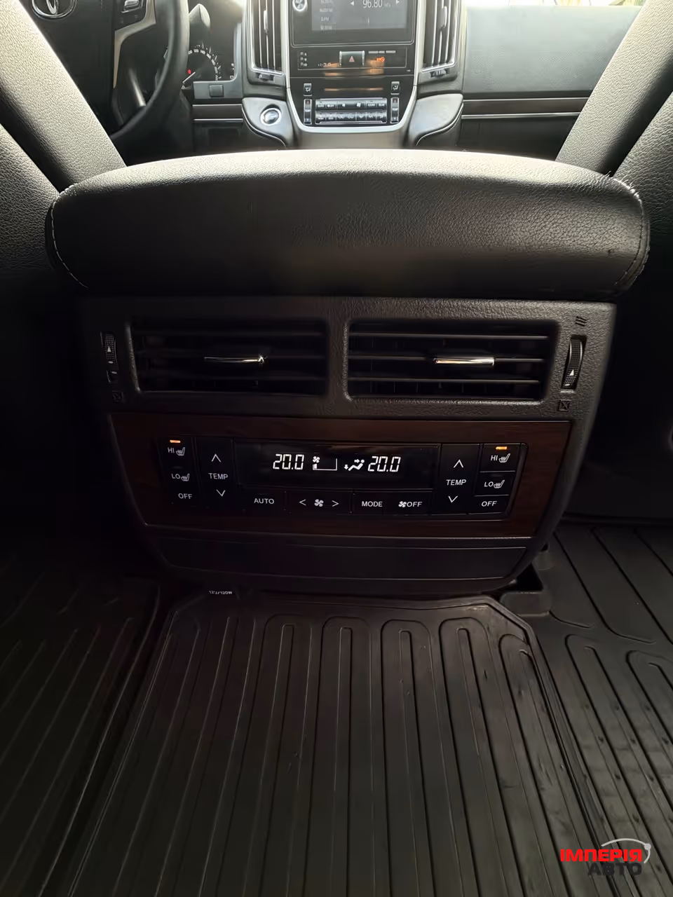 Toyota Land Cruiser - фото 18