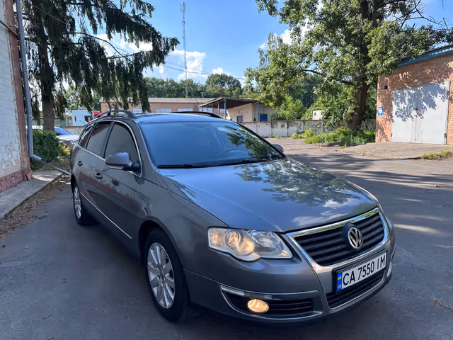 Volkswagen Passat - фото 3