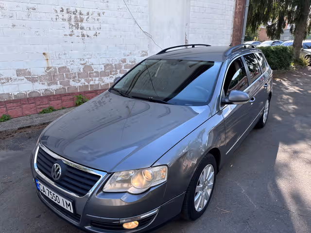 Volkswagen Passat - фото 1