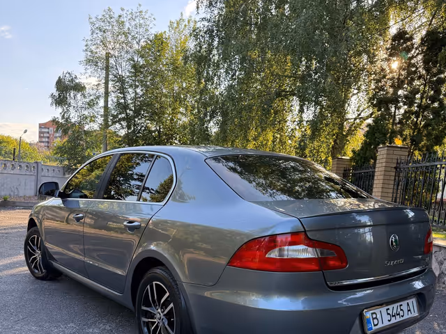 Skoda Superb - фото 4