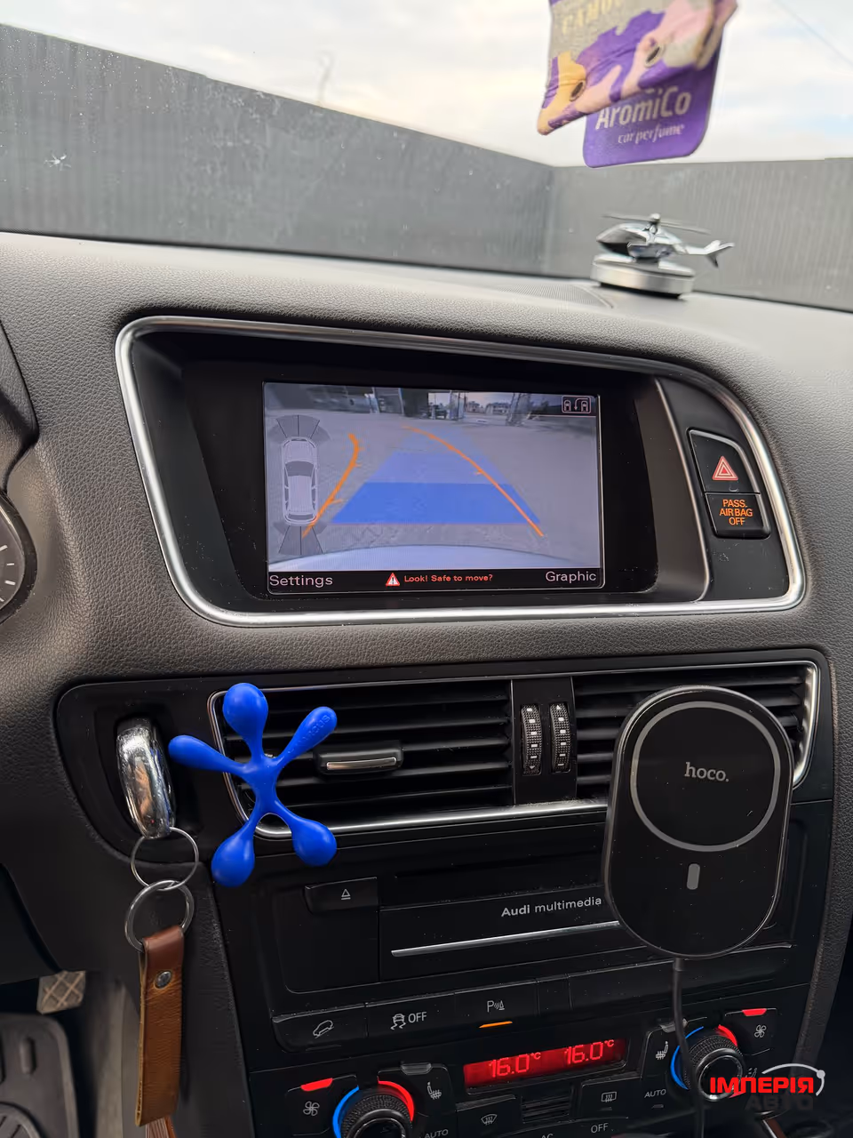 Audi Q5 - фото 8