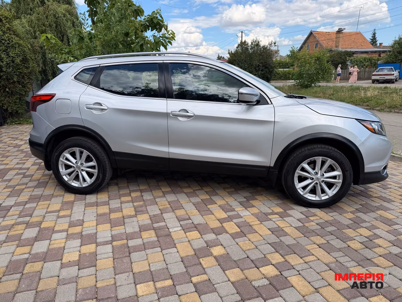 Nissan Rogue Sport - фото 2
