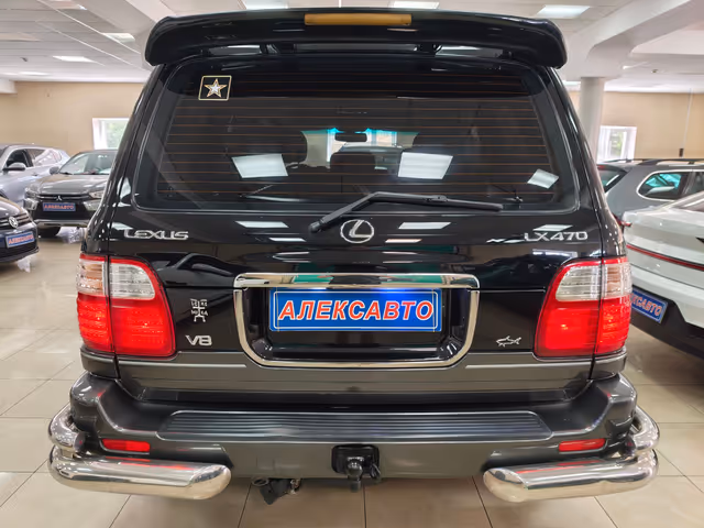 Lexus LX - фото 3