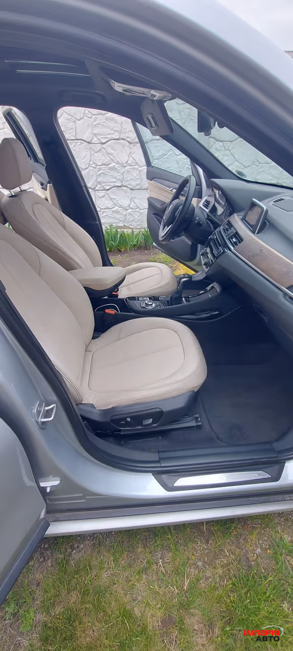 BMW X1 - фото 3