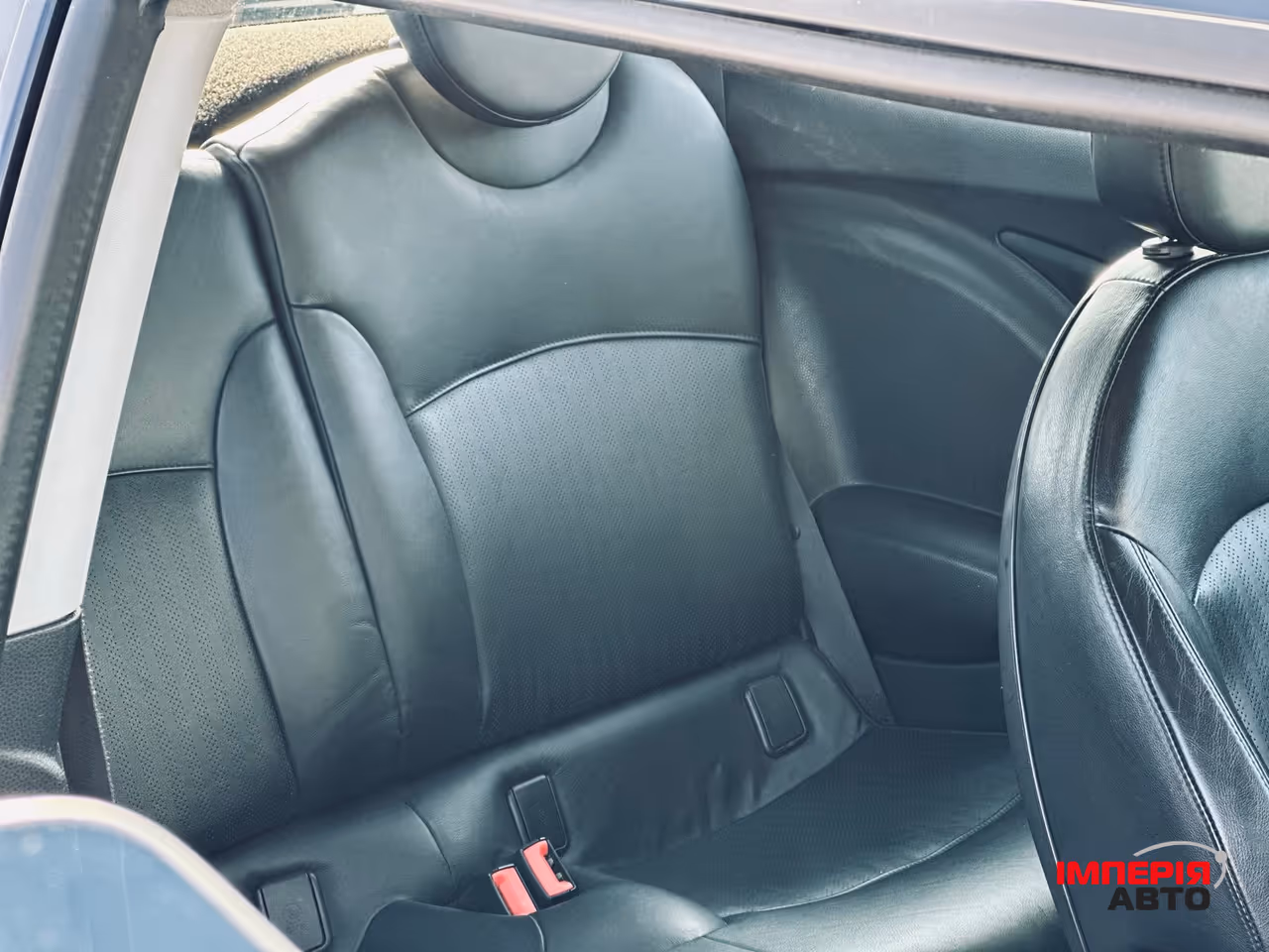 Mini Clubman - фото 16