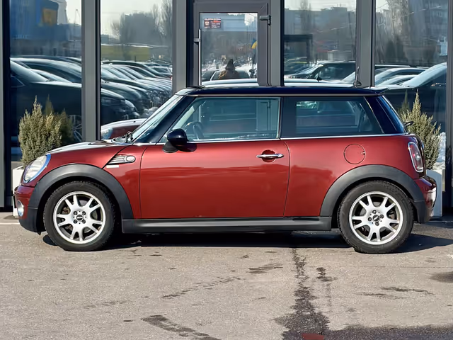Mini Clubman - зображення 3