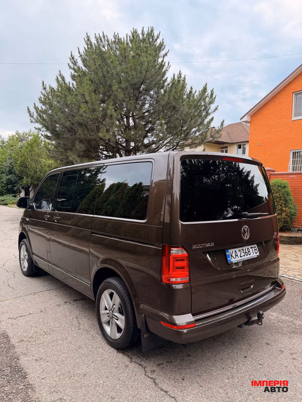 Volkswagen Multivan - фото 18