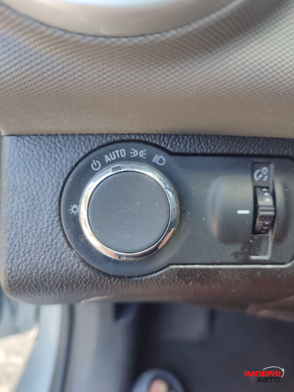 Chevrolet Sonic - фото 5