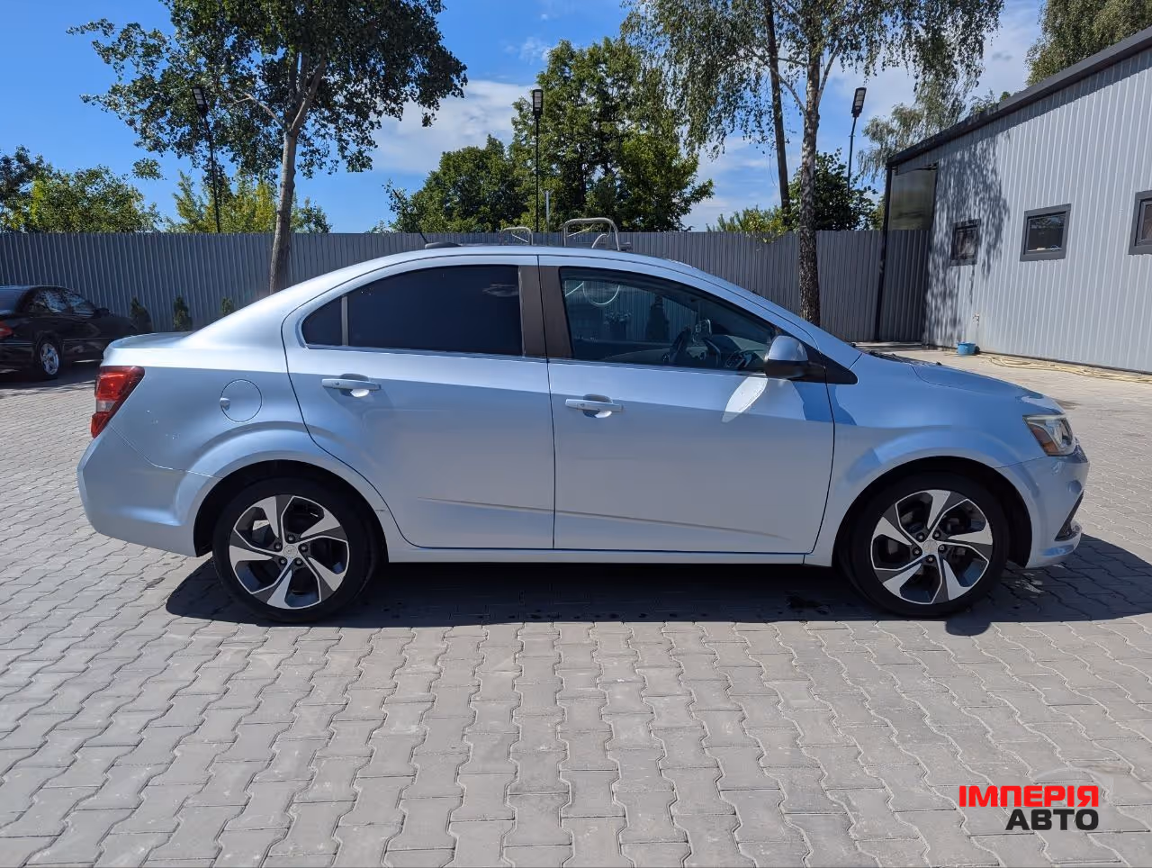 Chevrolet Sonic - фото 3