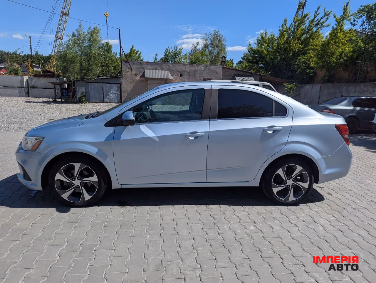 Chevrolet Sonic - фото 15