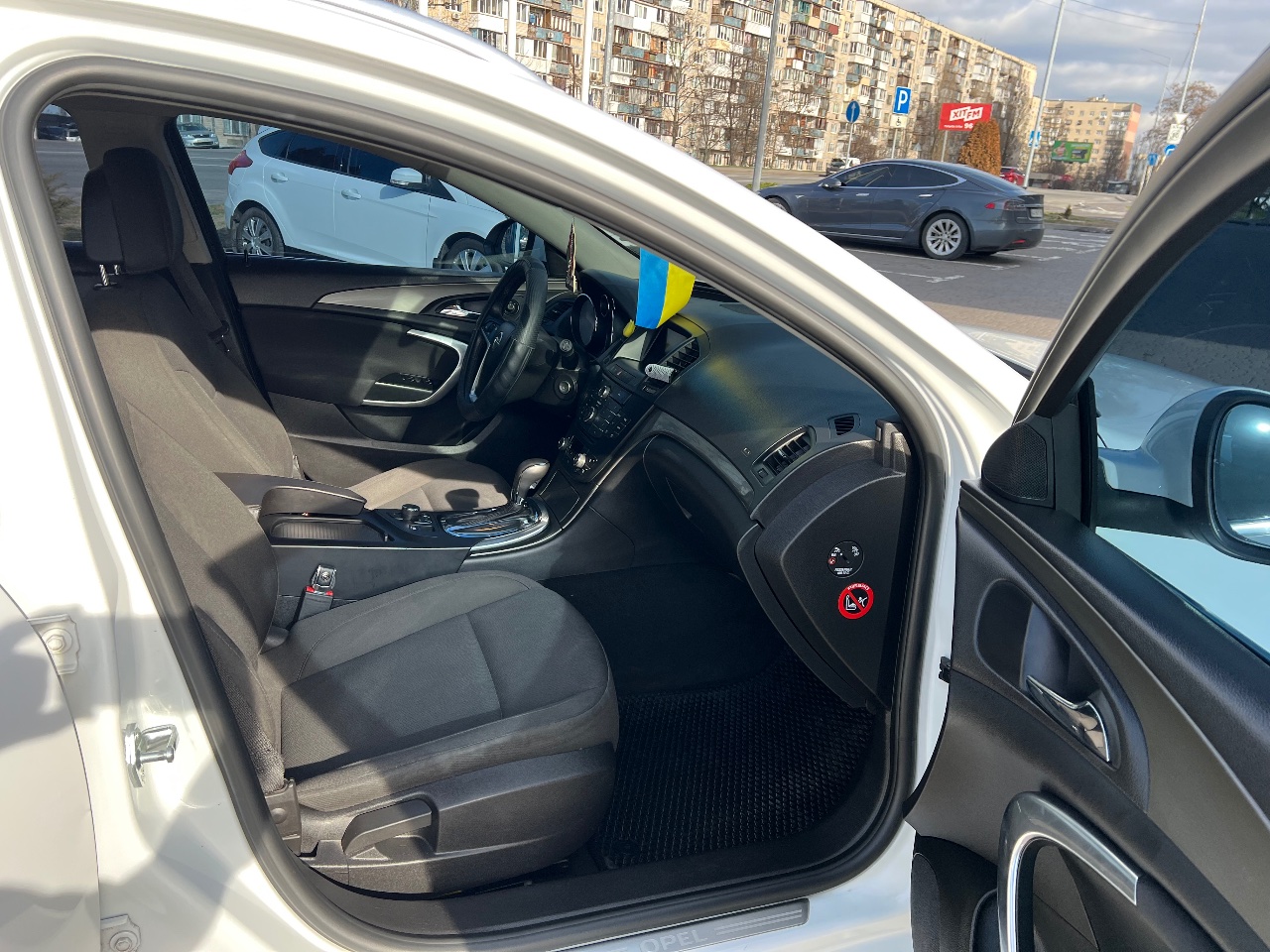 Opel Insignia - фото 17