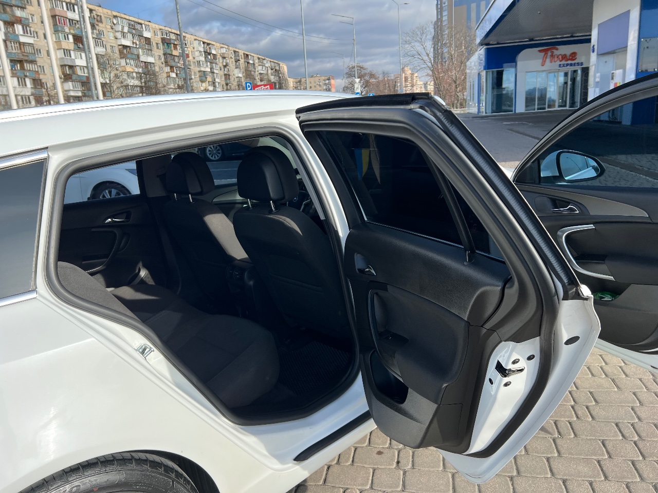 Opel Insignia - фото 7