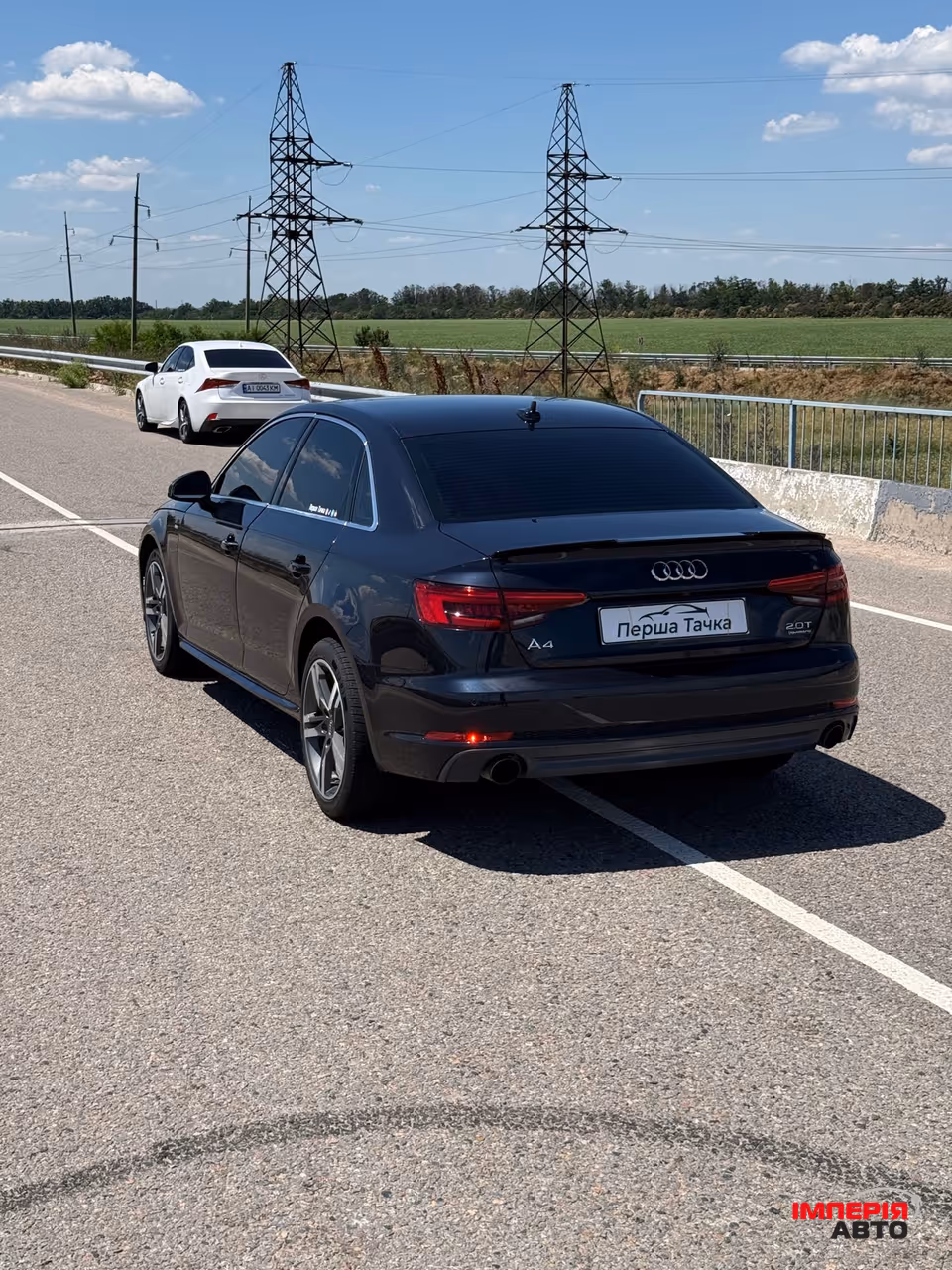 Audi A4 - фото 6